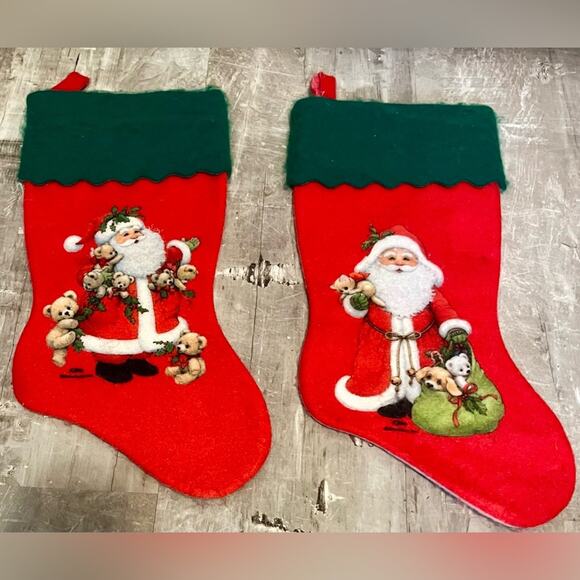Vintage Christmas stockings with Santa - Picture 1 of 7